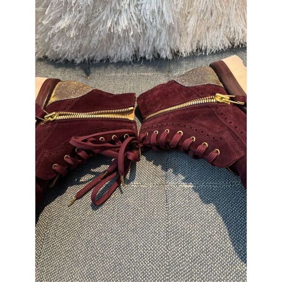 The Office of Angela Scott Mr Harrison maroon metallic suede bootie 37.5/7.5 wit - Picture 5 of 12